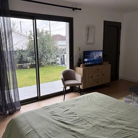 Apartment Bordeaux *